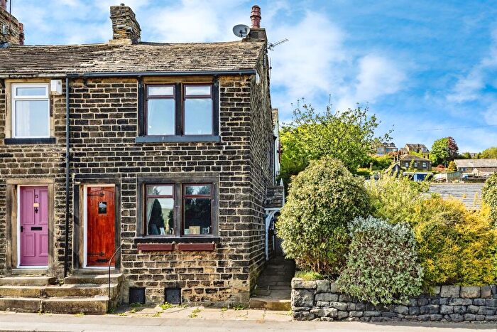 1 Bedroom End Of Terrace House For Sale In Rochdale Road, Ripponden, Sowerby Bridge, HX6