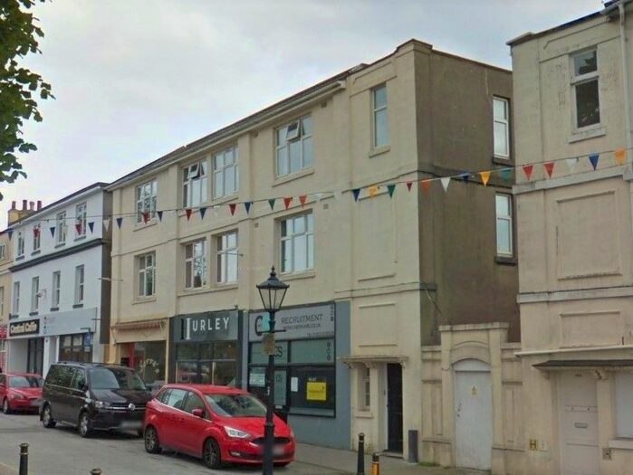 3 Bedroom Flat To Rent In Union Street, Torquay, TQ2