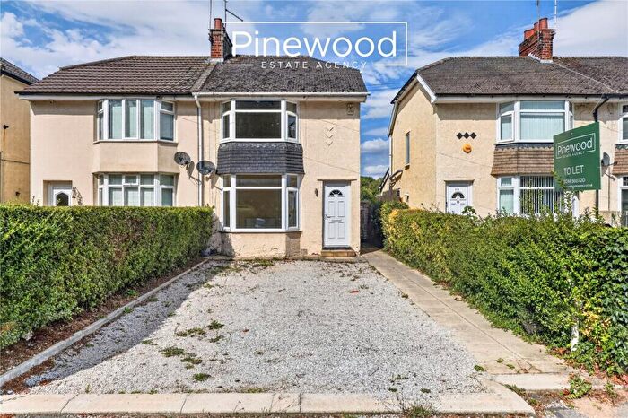 3 Bedroom Semi-Detached House To Rent In Sealand Road, Chester, CH1