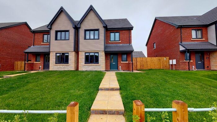 4 Bedroom Semi-Detached House To Rent In Derby Road, Annesley, NG15