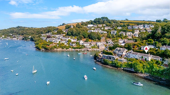 4 Bedroom Semi-Detached House For Sale In Noss Mayo, Noss Mayo, PL8