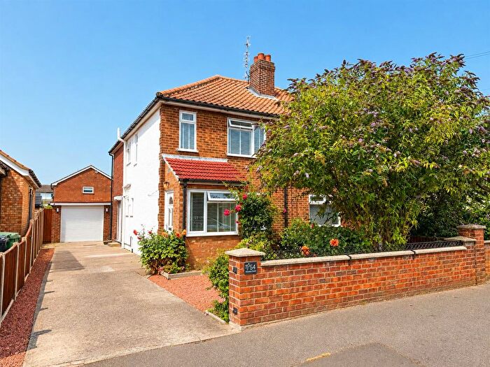 2 Bedroom Semi-Detached House For Sale In Sprowston, NR7