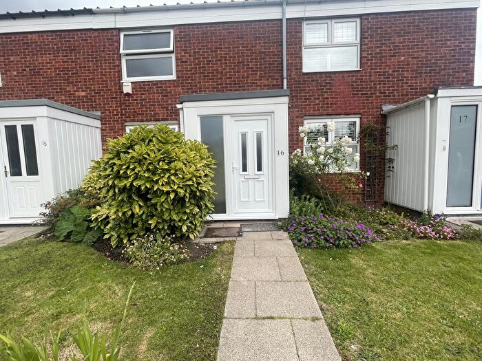 2 Bedroom Terraced House To Rent In Quaggy Walk, SE3