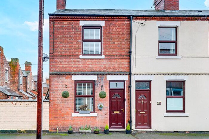 3 Bedroom End Of Terrace House For Sale In Doncaster Terrace, Nottingham, NG2