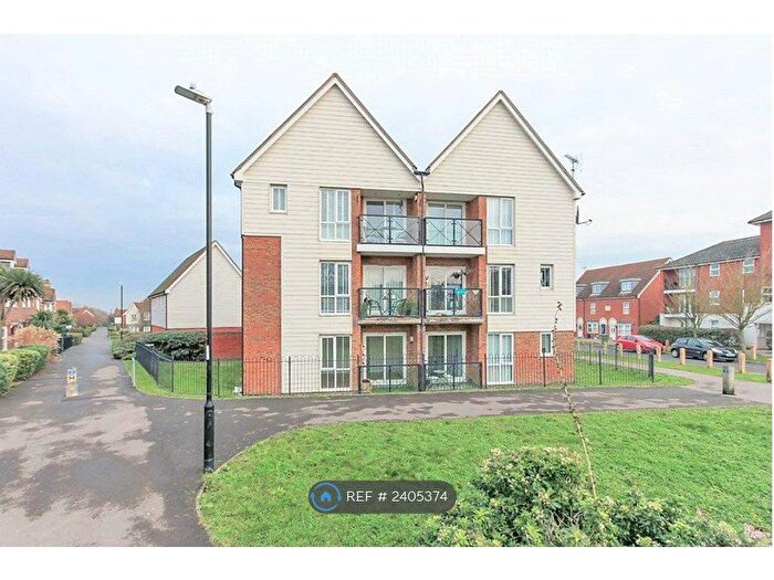 2 Bedroom Flat To Rent In Crocus Drive, Sittingbourne, ME10