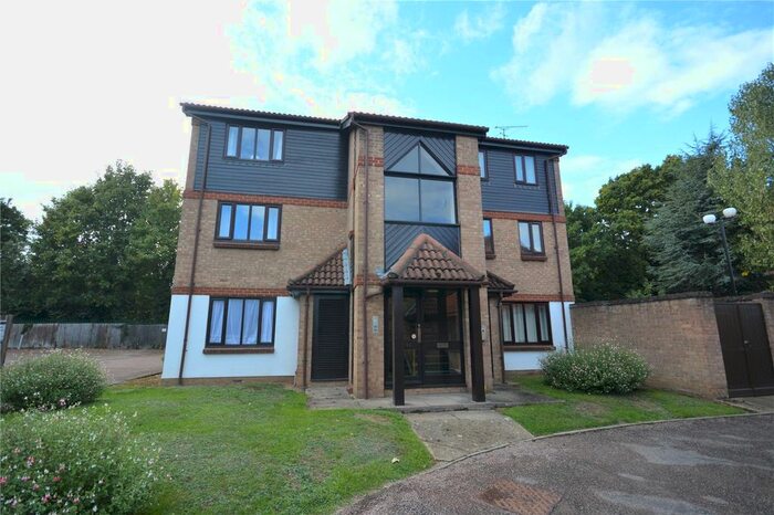 1 Bedroom Flat To Rent In Redmayne Drive, Chelmsford, CM2
