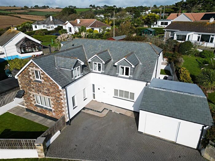 4 Bedroom Detached House For Sale In Modern Home, Walk To The Beach, Praa Sands, TR20