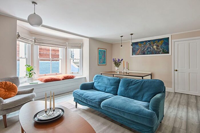 2 Bedroom Flat For Sale In Vartry Road, London, N15