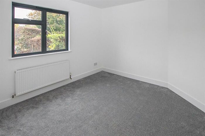 3 Bedroom Terraced House For Sale In Stocks Lane, Kelvedon Hatch, Brentwood, CM15