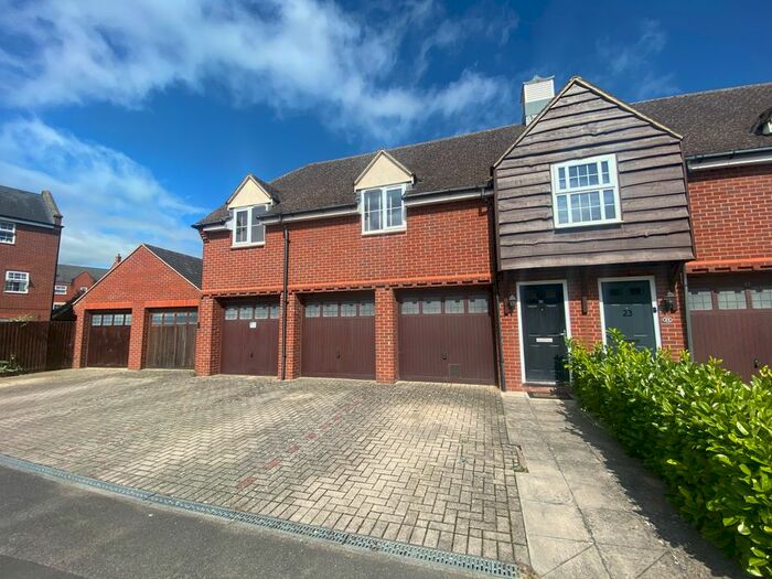 2 Bedroom Detached House To Rent In Birkdale Close, Redhouse, Swindon, SN25