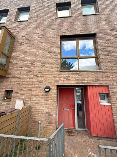 3 Bedroom Semi Detached House To Rent In Wivenhoe Road, Barking, IG11