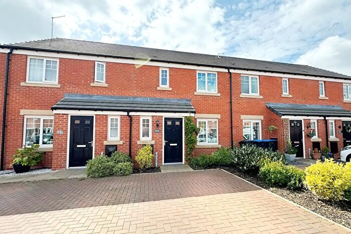 3 Bedroom Terraced House For Sale In Lobelia Close, Rugby, CV23