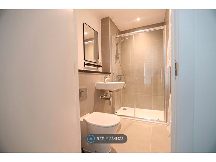 2 Bedroom Flat To Rent In Caesar House, Hemel Hempstead, HP1