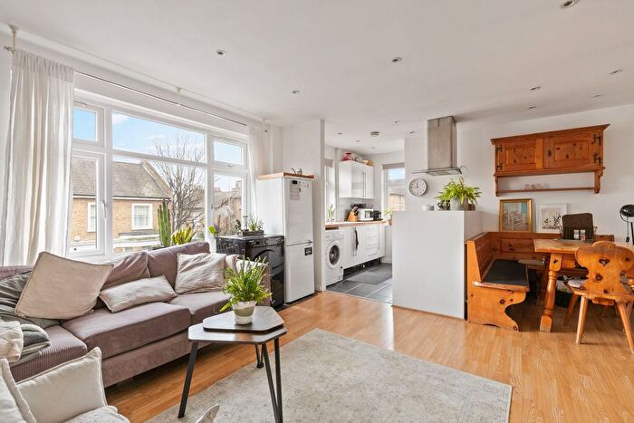 2 Bedroom Flat To Rent In Devonshire Drive, London, SE10