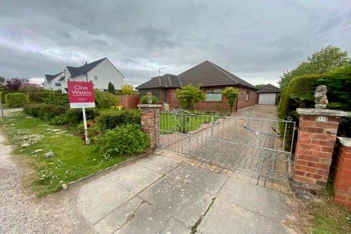 3 Bedroom Bungalow To Rent In Field Hey Lane, Neston, CH64