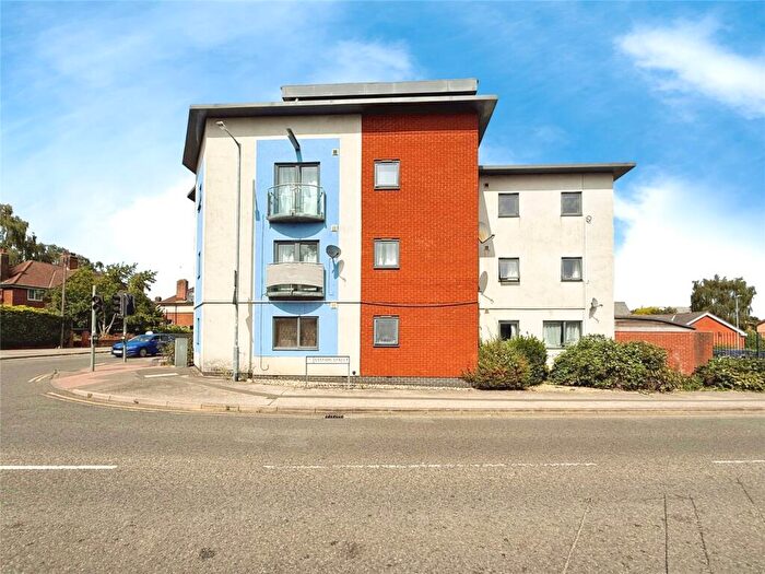 2 Bedroom Apartment For Sale In Brickfield Close, Ipswich, Suffolk, IP2