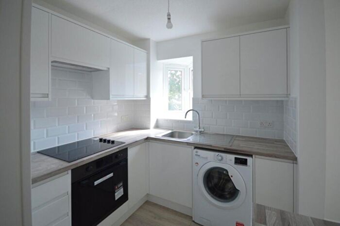 1 Bedroom House To Rent In The Paddock, Bishop`s Stortford, CM23