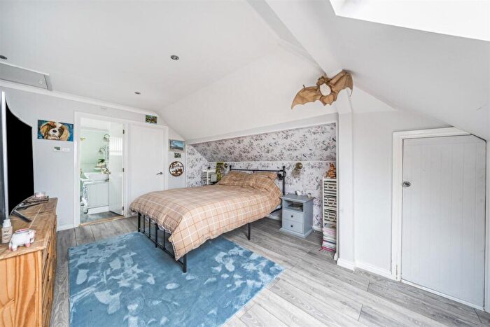 2 Bedroom Chalet To Rent In Armada Court, East Bracklesham Drive, Bracklesham Bay, East Wittering, PO20