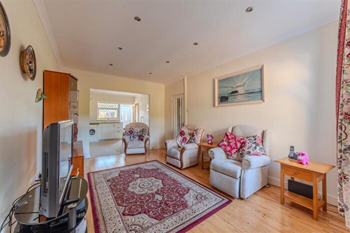 2 Bedroom Bungalow For Sale In Pilton Vale, Newport, NP20