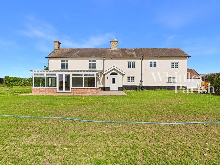 3 Bedroom Farm House To Rent In The Cedars, Mendlesham Green, IP14