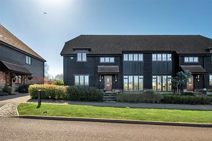 4 Bedroom Semi Detached House For Sale In Fullers Way, Biddenden, Ashford, Kent, TN27