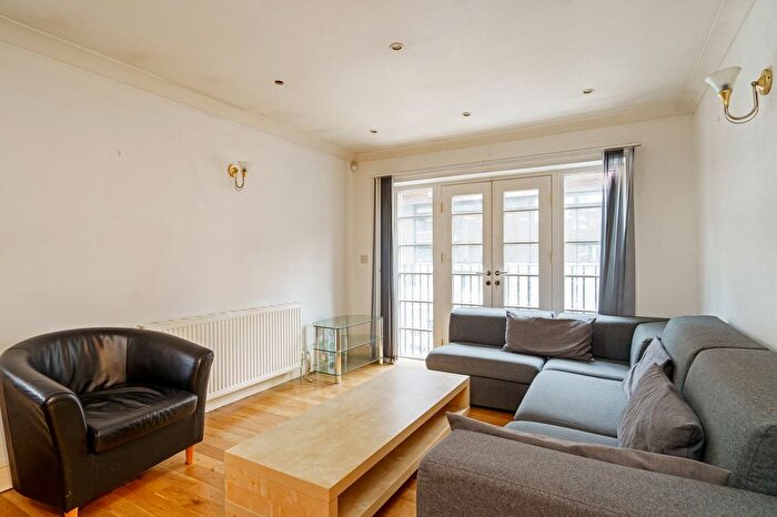 2 Bedroom Flat To Rent In Bevenden Street, London, N1