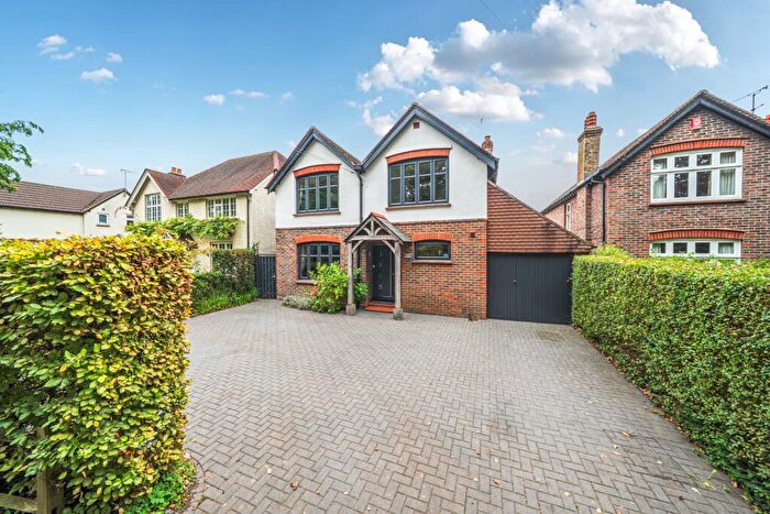 5 Bedroom Detached House For Sale In Horsell, GU21