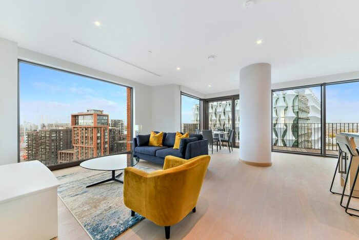 2 Bedroom Flat To Rent In Legacy Building, Embassy Gardens, London, SW11