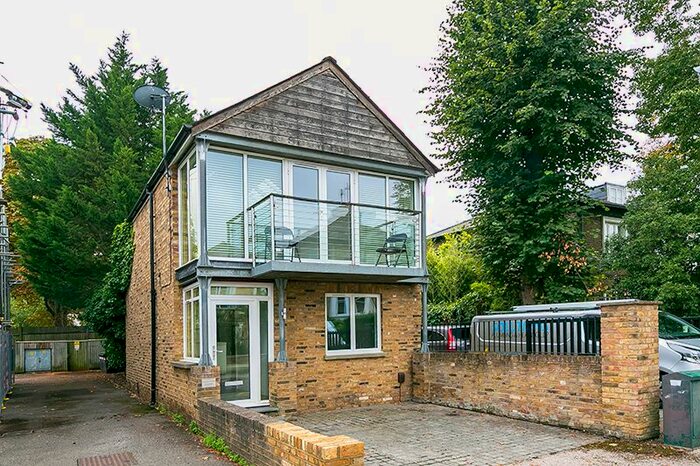 2 Bedroom Detached House To Rent In Park Road, East Twickenham, TW1