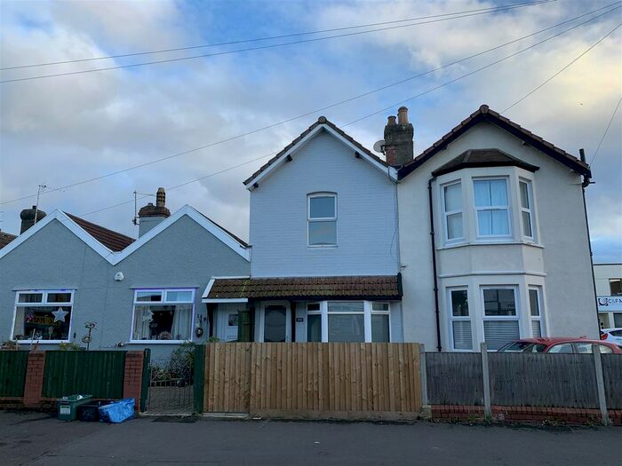 2 Bedroom Detached House To Rent In Southmead Road, Westbury-On-Trym, Bristol BS10