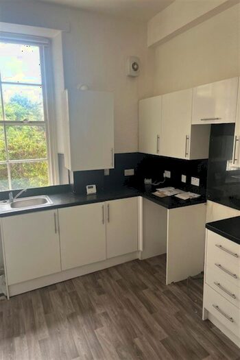 2 Bedroom Flat To Rent In Lorne Street, EH6