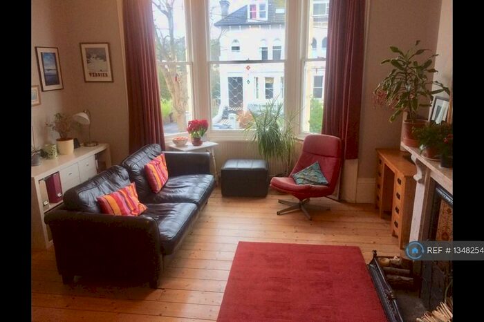 1 Bedroom Flat To Rent In Clermont Terrace, Brighton, BN1