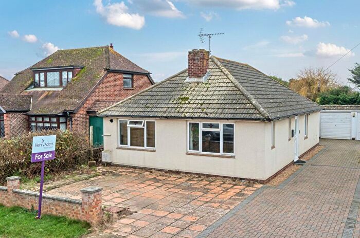 2 Bedroom Detached Bungalow For Sale In Elm Close, Bracklesham Bay, PO20