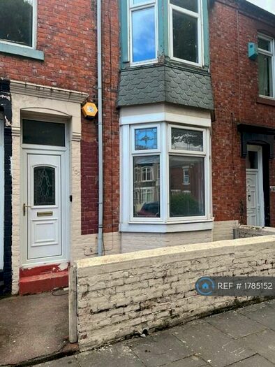 2 Bedroom Flat To Rent In Wharton Street, South Shields, NE33