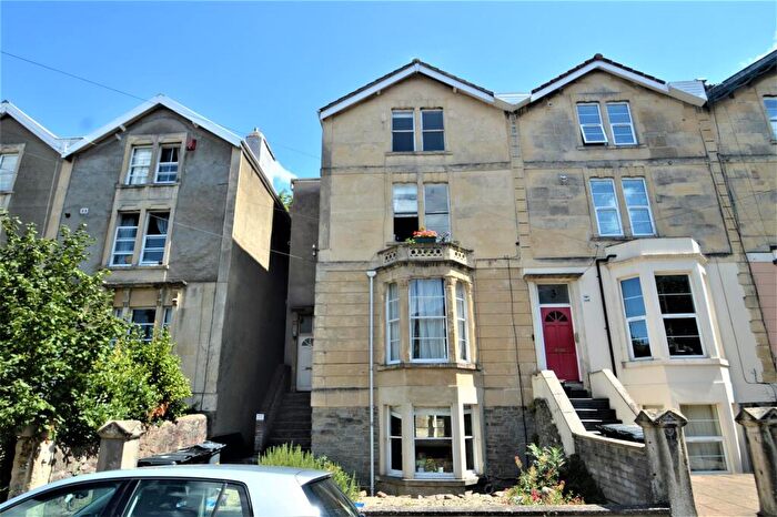 2 Bedroom Flat To Rent In Eastfield Road, Cotham, Bristol, BS6
