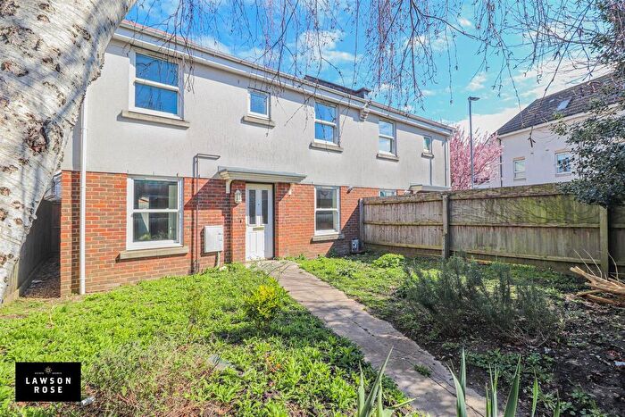 3 Bedroom Semi-Detached House To Rent In Copnor Road, Portsmouth, PO3