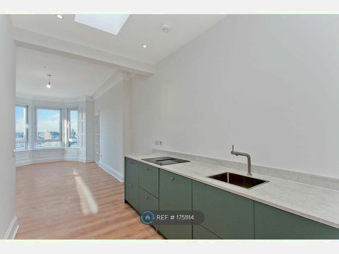 2 Bedroom Flat To Rent In Belgrave Terrace, Edinburgh, EH12