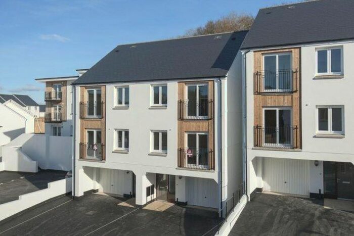 3 Bedroom Town House To Rent In Ogwell, Newton Abbot, TQ12