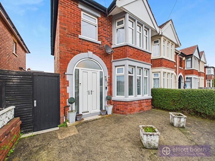 3 Bedroom Barn Conversion To Rent In Dewhurst Avenue, Blackpool, FY4