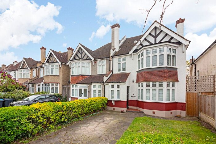 5 Bedroom Semi Detached House For Sale In Sefton Road, Croydon, CR0