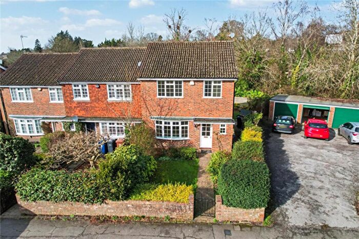 3 Bedroom End Of Terrace House For Sale In Tanners Lane, Haslemere, Surrey, GU27