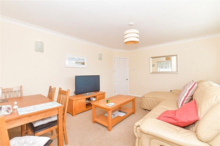 3 Bedroom Detached Bungalow For Sale In Clarendon Close, Brading, Isle Of Wight, PO36