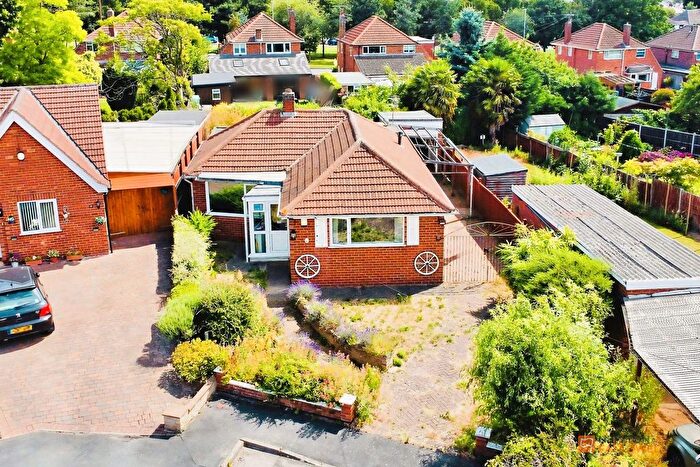 2 Bedroom Detached Bungalow For Sale In Woodcote Road, Braunstone Town, Leicester, LE3