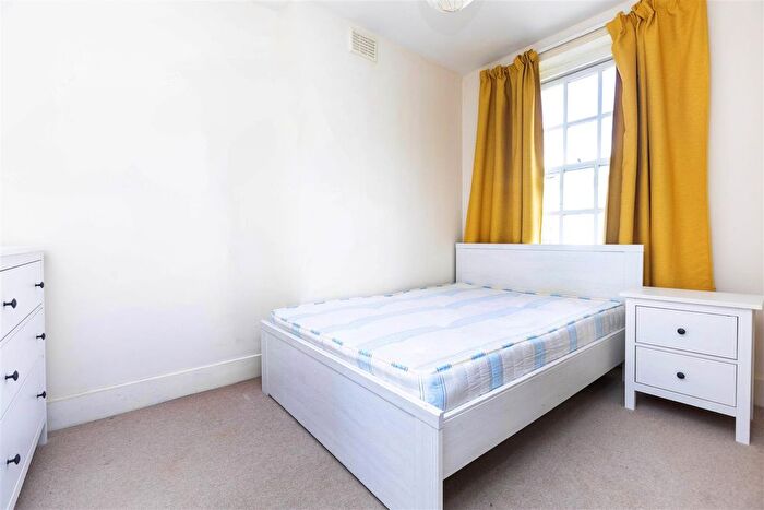1 Bedroom Flat To Rent In Marshalsea Road, London, SE1