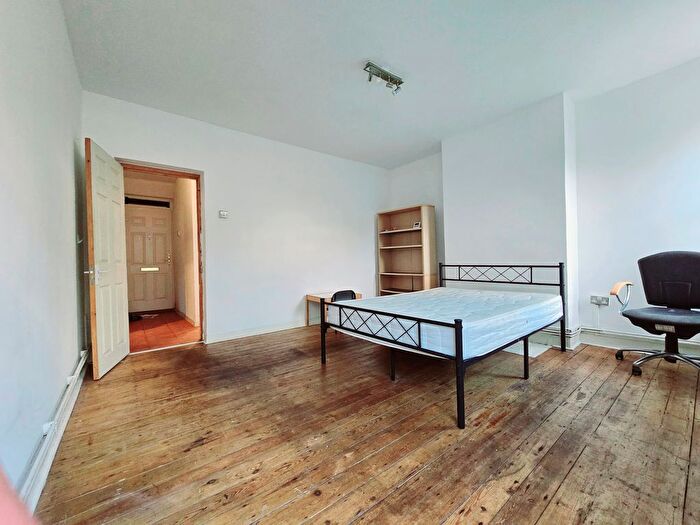 Studio To Rent In Peckham Park Road, Peckham, SE15