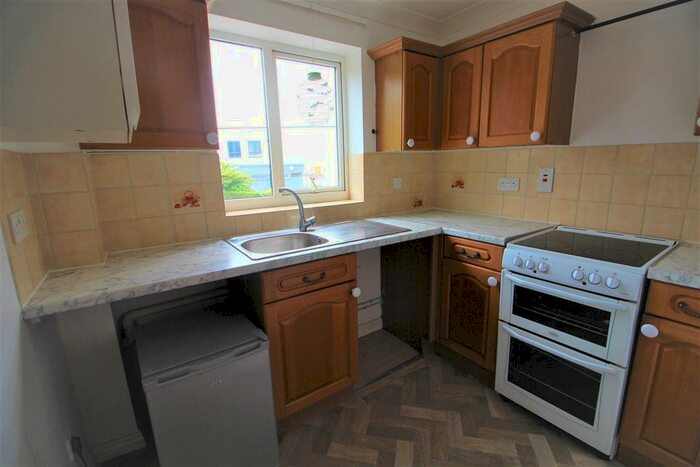 2 Bedroom Flat To Rent In Church Road, Manchester, M22