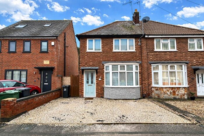 3 Bedroom Semi-Detached House For Sale In Brookfield Street, Syston, LE7