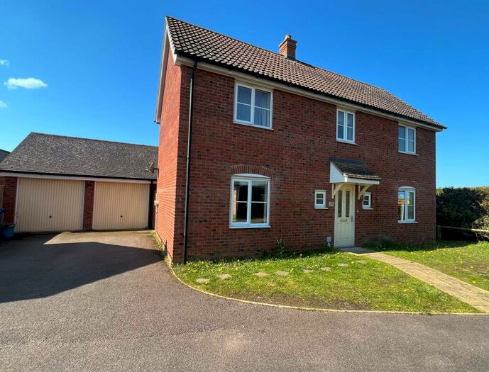 4 Bedroom Detached House To Rent In Maidenhair Way, Red Lodge, Bury St. Edmunds, IP28