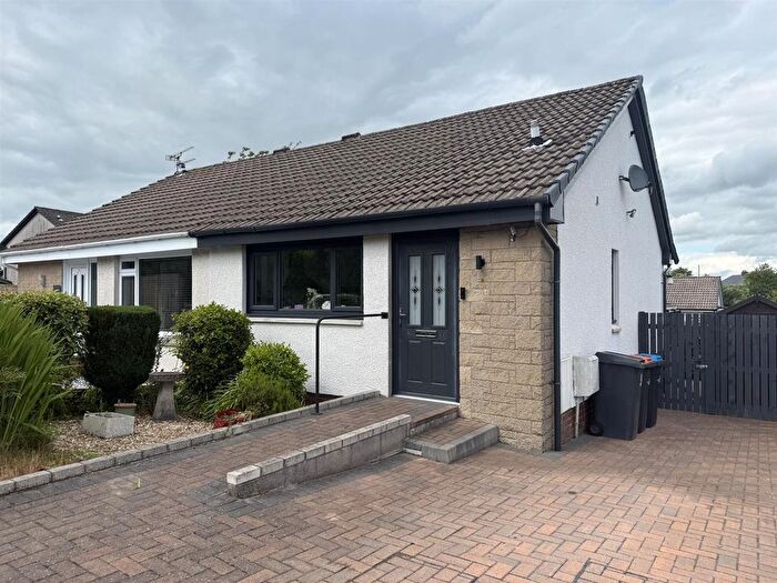 1 Bedroom Semi-Detached Bungalow For Sale In Oakfield Drive, Dumfries, DG1