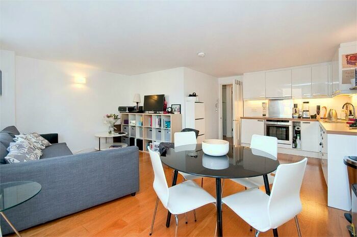 1 Bedroom Apartment To Rent In Whitecross Street, EC1Y